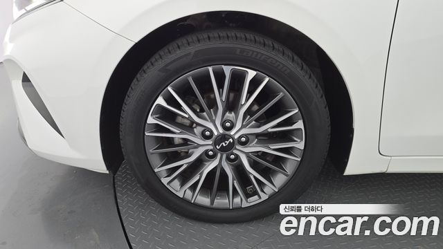 Kia K3 из Кореи Encar