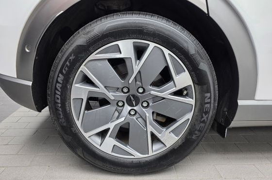 Genesis GV60 Standard AWD — пробег 107 580 км — фото 5 из 5
