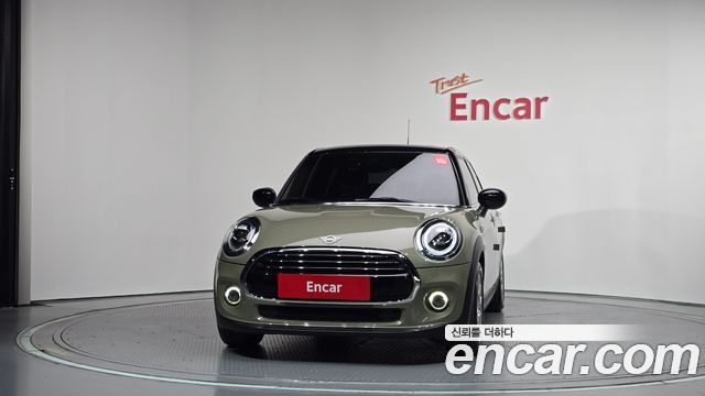 Mini Cooper 5Door HIGH 3rd — пробег 24 280 км — фото 3 из 5