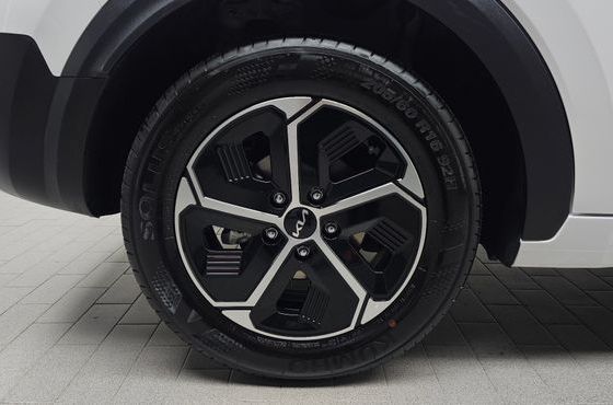 Kia Niro Best Selection — пробег 16 405 км — фото 5 из 5