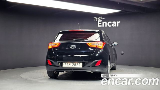 Hyundai i30 Diesel 1.6 PYL — пробег 141 936 км — фото 4 из 5