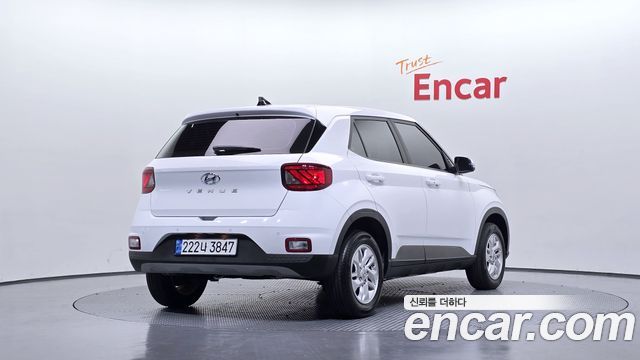 Hyundai Venue 1,6 Premium — пробег 18 632 км — фото 2 из 5