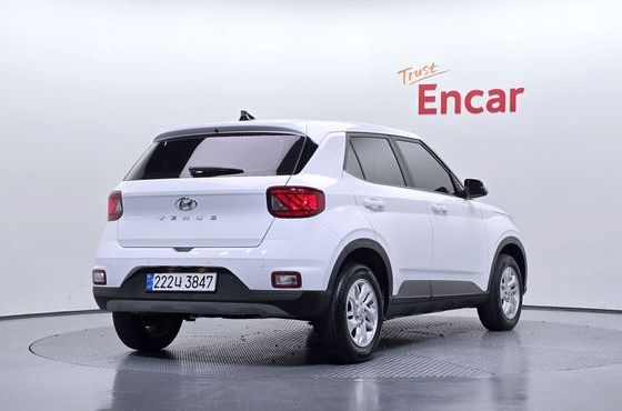 Hyundai Venue 1,6 Premium — пробег 18 632 км — фото 2 из 5