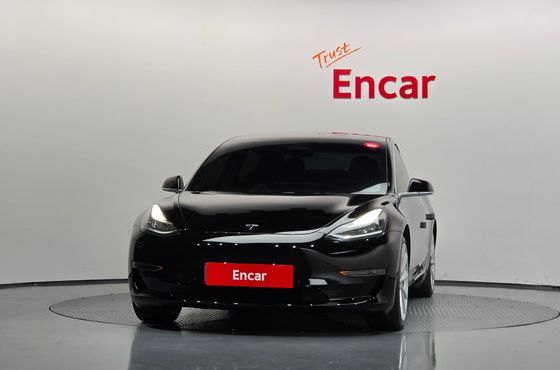 Tesla Model 3 Standard Range Plue RWD — пробег 145 089 км — фото 3 из 5