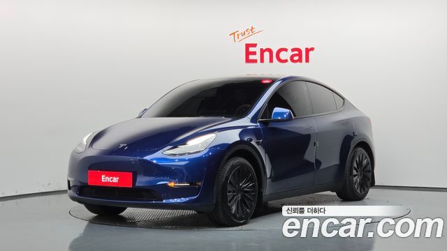 Tesla Model Y Standard Range RWD — пробег 83 582 км — фото 1 из 5