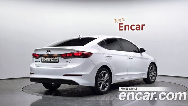 Hyundai AVANTE из Кореи Encar