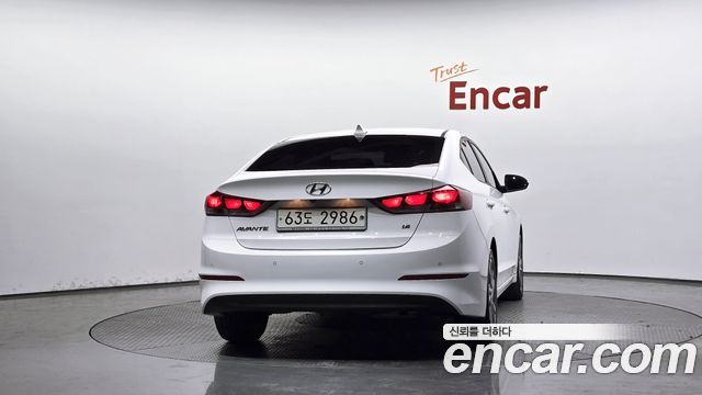 Hyundai AVANTE из Кореи Encar