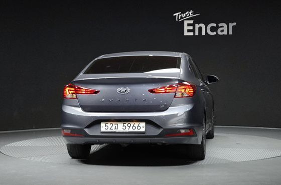 Hyundai AVANTE 1.6 Style — пробег 153 351 км — фото 4 из 5