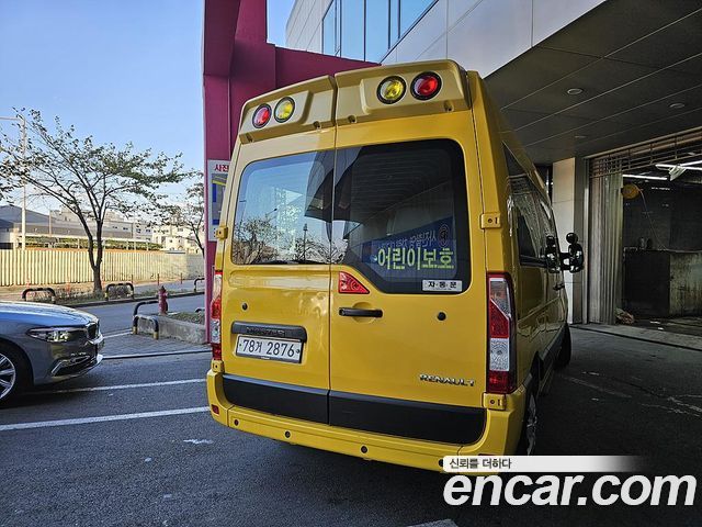 Renault (Samsung) Master School Bus 13-Seater — пробег 100 300 км — фото 3 из 5