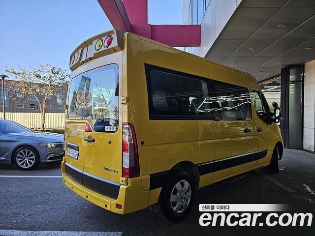 Renault (Samsung) Master School Bus 13-Seater — пробег 100 300 км — фото 4 из 5