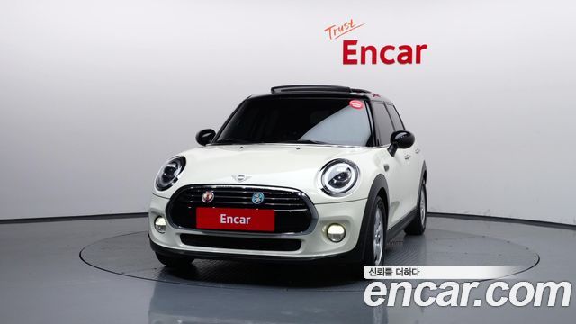 Mini Cooper 5Door Standard 3rd — пробег 117 837 км — фото 3 из 5