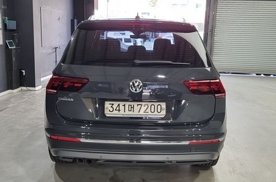 Volkswagen Tiguan 2.0 TDI Premium — пробег 93 000 км — фото 2 из 5
