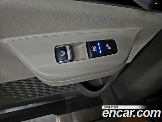 Kia Carnival Gasoline 9-Seater Hi Limousine (7-seater Limousine(Special vehicle) — пробег 47 514 км — фото 5 из 5