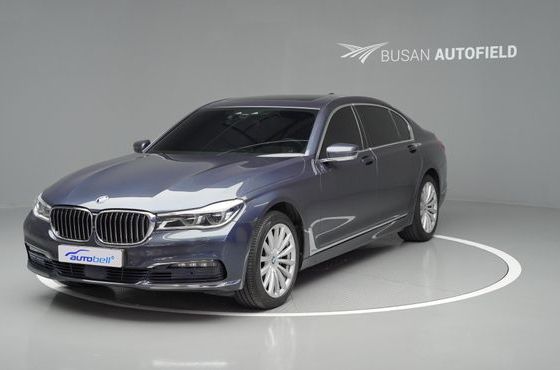 BMW 7-Series 730Ld xDrive — пробег 90 000 км — фото 1 из 5