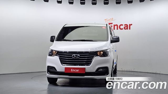 Hyundai Starex Van 5-Seater Smart — пробег 115 658 км — фото 3 из 5
