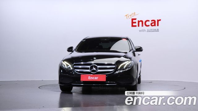 Mercedes-Benz E-Class из Кореи Encar
