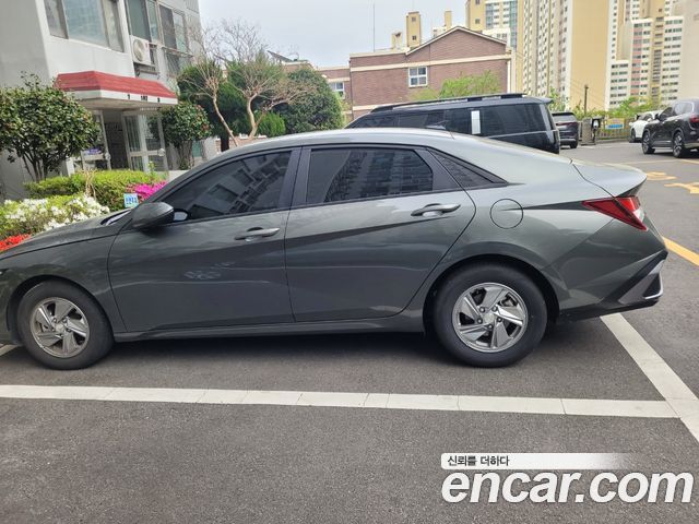 Hyundai AVANTE 1.6 Smart — пробег 17 000 км — фото 3 из 5