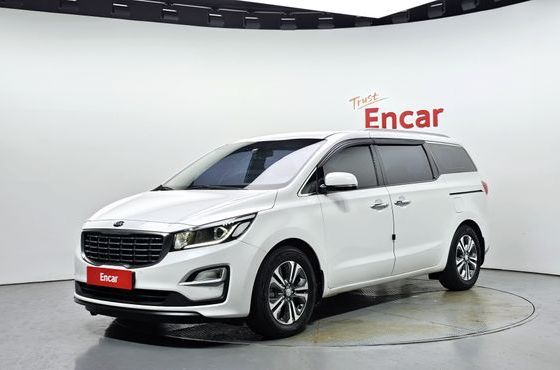 Kia Carnival 11-Seater Prestige — пробег 118 320 км — фото 1 из 5