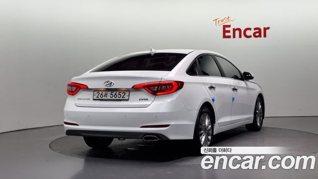 Hyundai Sonata 2.0 Smart — пробег 121 568 км — фото 2 из 5