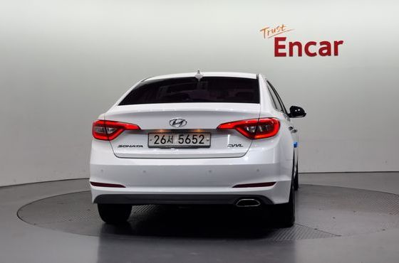 Hyundai Sonata 2.0 Smart — пробег 121 568 км — фото 4 из 5
