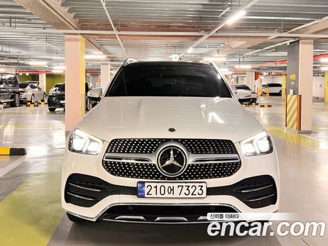 Mercedes-Benz GLE-Class GLE450 4MATIC — пробег 23 000 км — фото 2 из 5