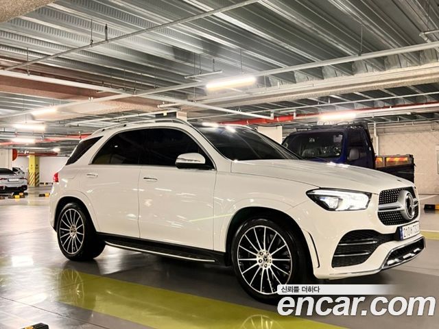 Mercedes-Benz GLE-Class GLE450 4MATIC — пробег 23 000 км — фото 4 из 5
