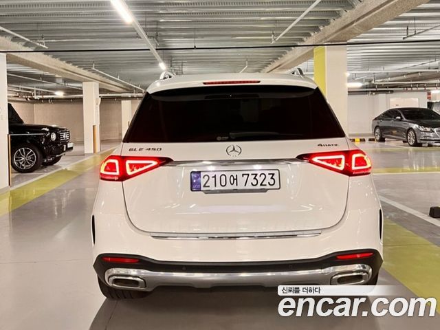 Mercedes-Benz GLE-Class GLE450 4MATIC — пробег 23 000 км — фото 5 из 5