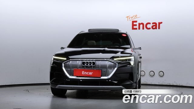 Audi e-tron из Кореи Encar
