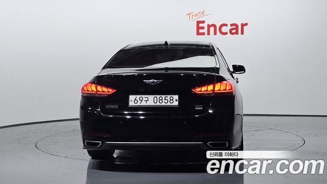 Hyundai Genesis из Кореи Encar