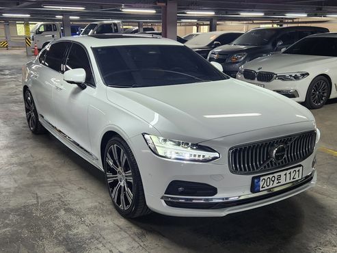 Volvo S90 B6 AWD Ultimate Bright — пробег 11 696 км — фото 2 из 5