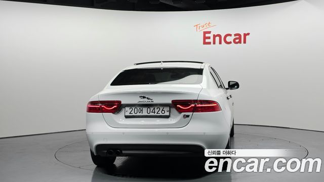 Jaguar XE из Кореи Encar