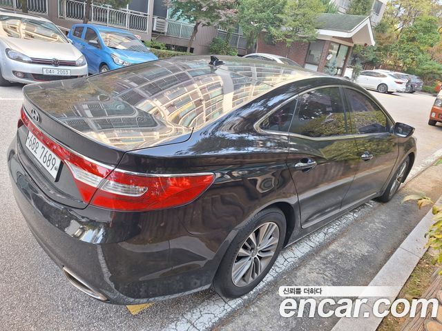 Hyundai Grandeur HG240 Luxury — пробег 270 000 км — фото 4 из 5
