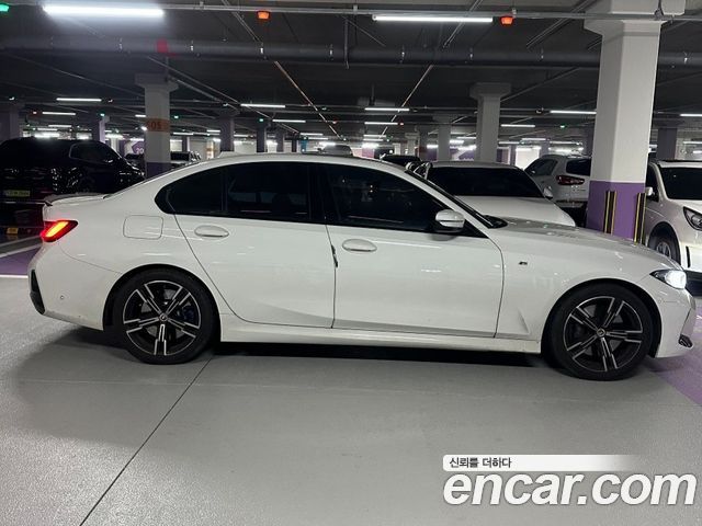 BMW 3-Series 320i M Sport — пробег 45 618 км — фото 4 из 5