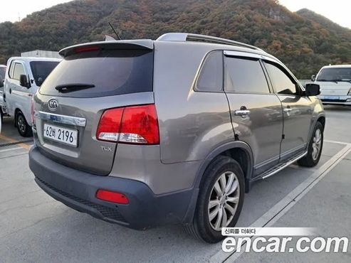 Kia Sorento Diesel 2.0 2WD TLX High-Deluxe — пробег 184 071 км — фото 4 из 5