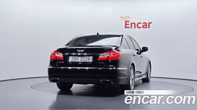Hyundai Genesis из Кореи Encar