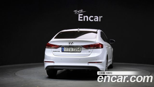 Hyundai AVANTE из Кореи Encar