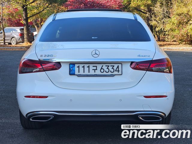 Mercedes-Benz E-Class из Кореи Encar