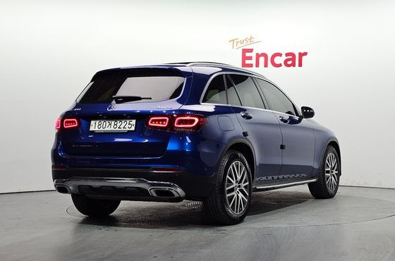 Mercedes-Benz GLC-Class GLC300 4MATIC — пробег 54 262 км — фото 2 из 5