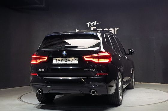 BMW X3 xDrive 20d M Sport — пробег 41 035 км — фото 4 из 5
