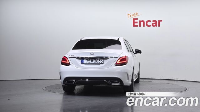 Mercedes-Benz C-Class из Кореи Encar