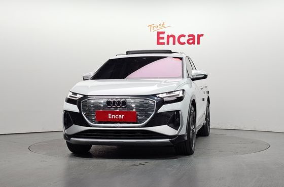 Audi Q4 e-tron 40 Premium — пробег 70 018 км — фото 3 из 5