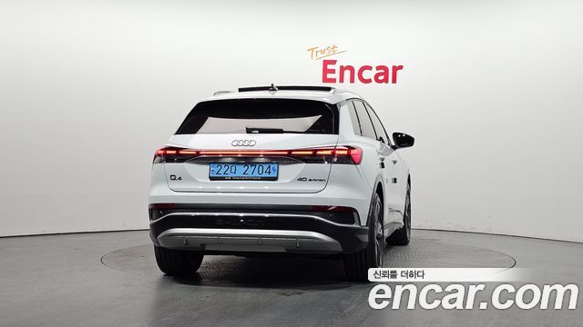 Audi Q4 e-tron 40 Premium — пробег 70 018 км — фото 4 из 5