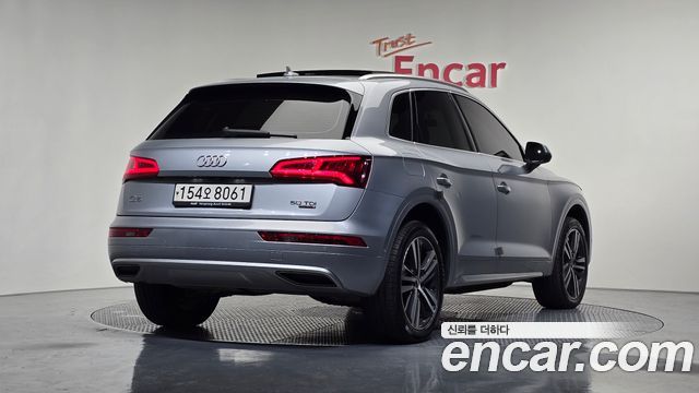 Audi Q5 50 TDI Quattro Premium — пробег 94 041 км — фото 2 из 5