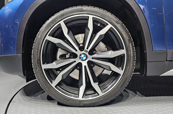 BMW X1 xDrive 20i xLine — пробег 39 219 км — фото 5 из 5