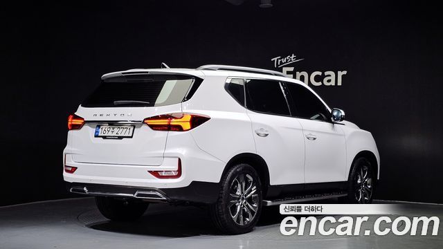 Ssangyong Rexton из Кореи Encar