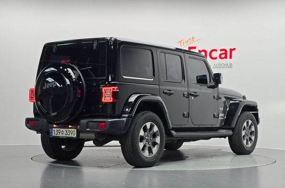 Jeep Wrangler 2.0 Overland 4Door — пробег 68 563 км — фото 2 из 5