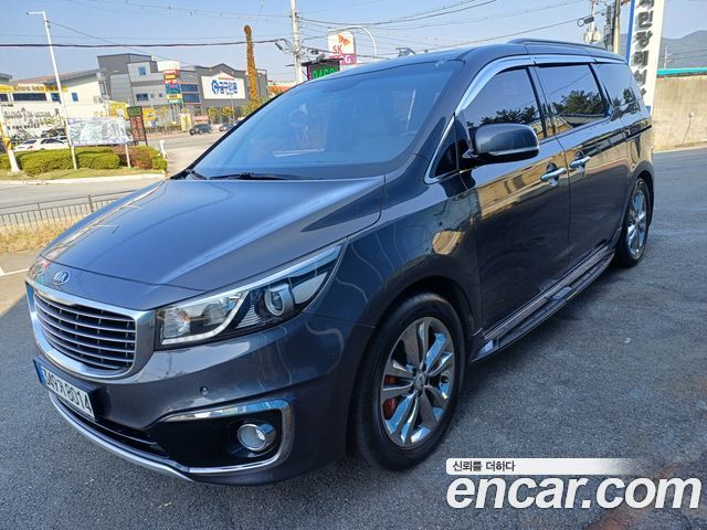 Kia Carnival 9-seater Prestige — пробег 156 960 км — фото 1 из 5