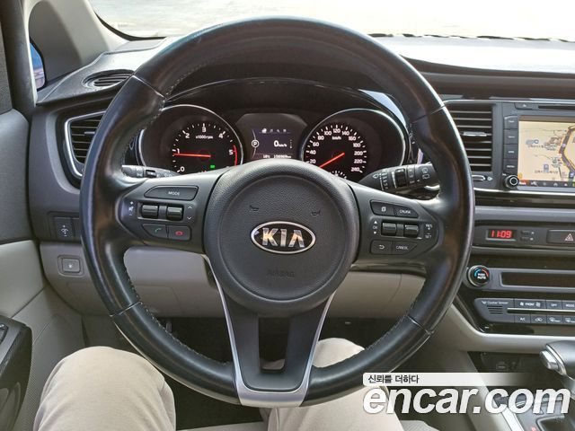 Kia Carnival 9-seater Prestige — пробег 156 960 км — фото 5 из 5