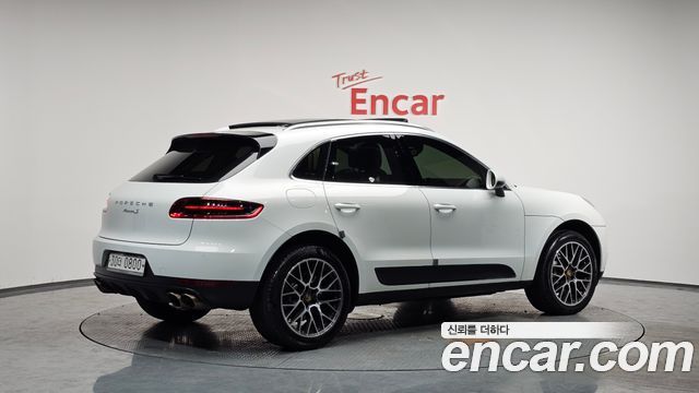 Porsche Macan из Кореи Encar