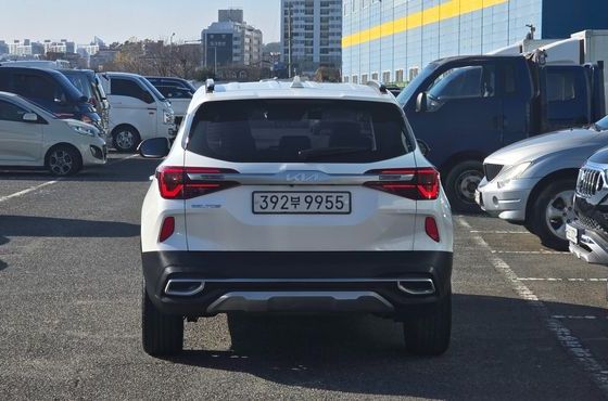 Kia Seltos Gasoline 1.6 Turbo 2WD Signature — пробег 82 345 км — фото 4 из 5